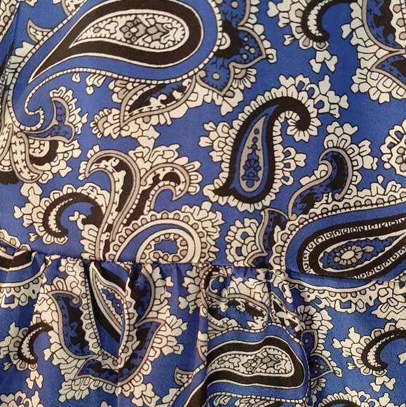 MICHAEL Michael Kors Blue & White Paisley Top - Picture 8 of 10